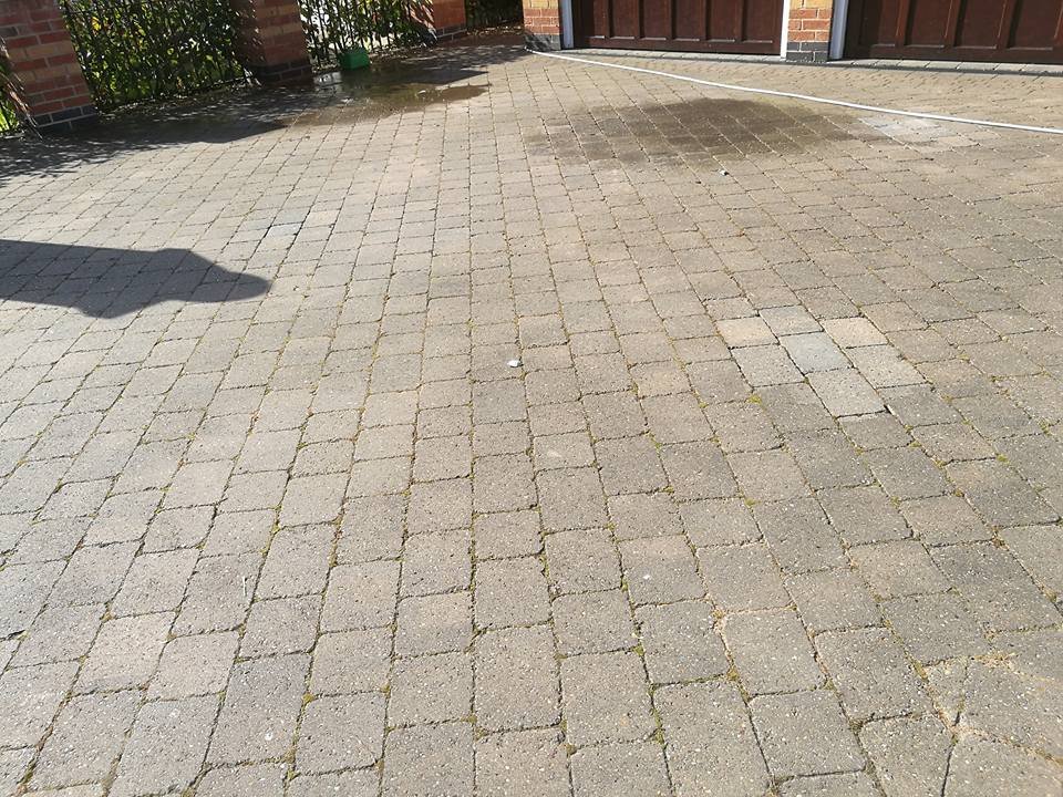 Completed driveway cleaning by RMS