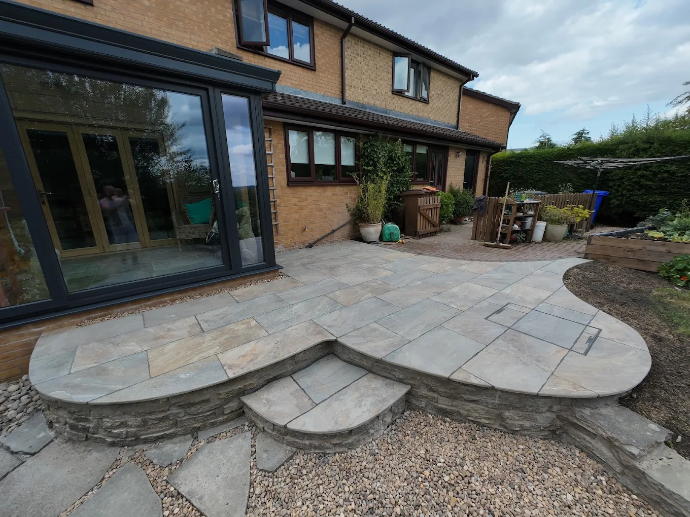 completed curved patio area after exterior cleaning