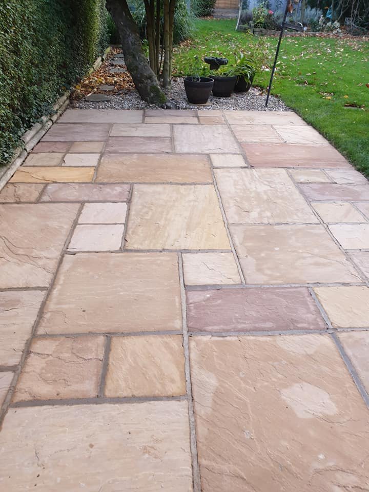 Paving slabs after RMS lichen removal